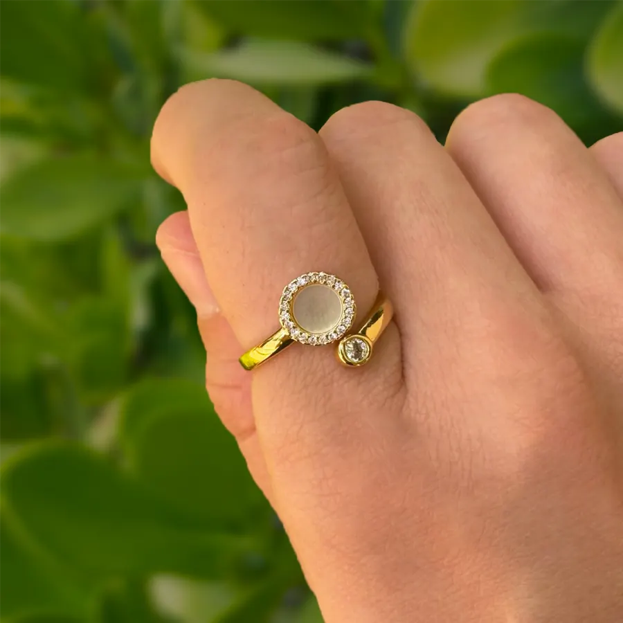 Anillo Dorado Circulo Brillante Chapa de Oro