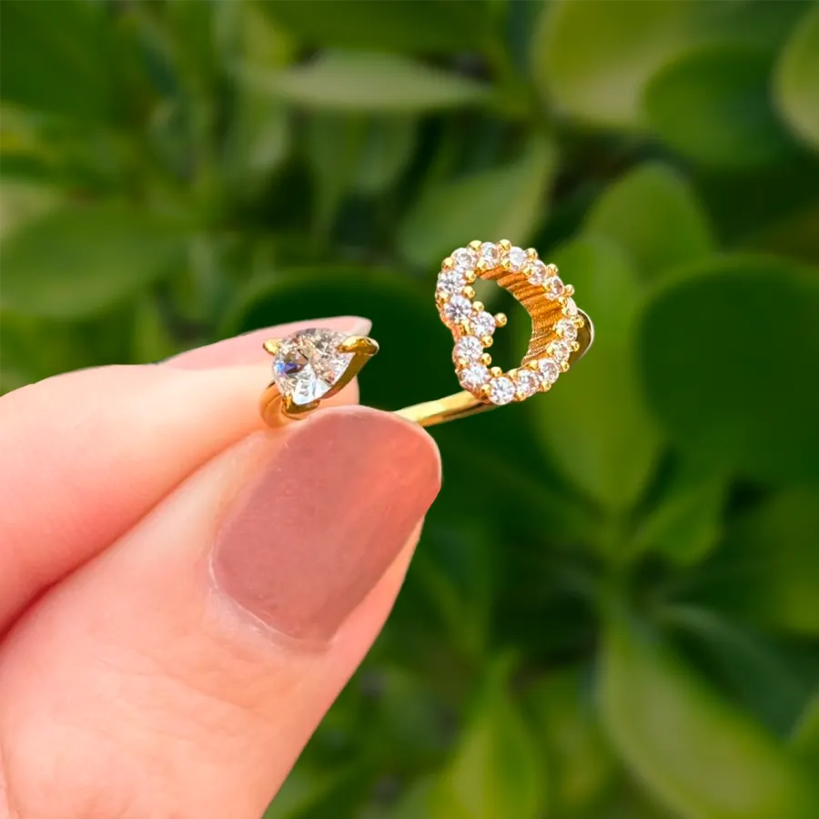 Anillo Dorado Corazon Zirconias Ajustable Chapa de Oro