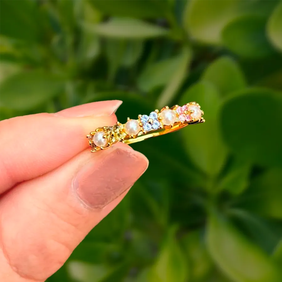 Anillo Dorado Zirconias y Perlitas Ajustable Chapa de Oro