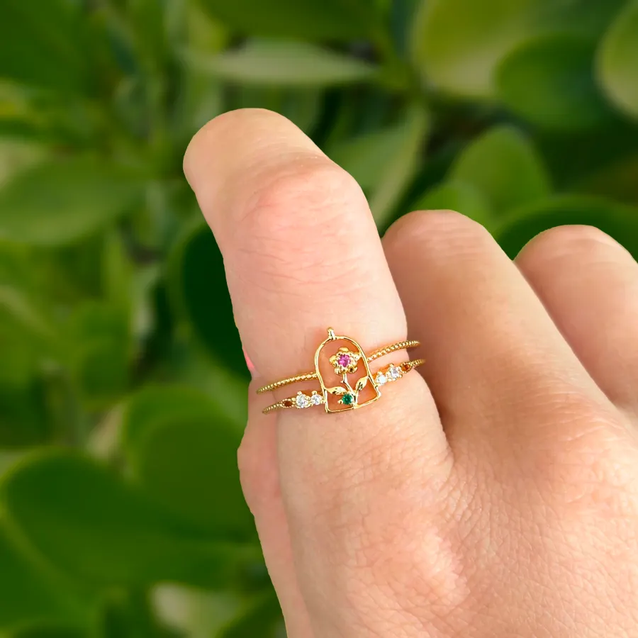Anillo Dorado Coleccion Flor Bella Ajustable