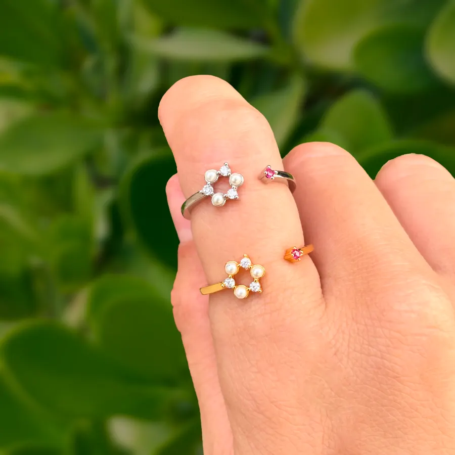 Anillo Flor Perla Y Zirconias Ajustable Chapa de Oro