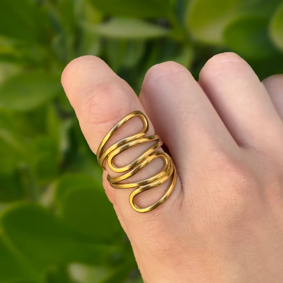 Anillo Dorado Irregular Talla 6 Acero Inoxidable