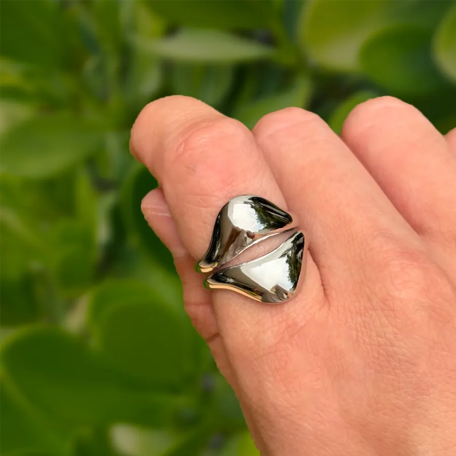 Anillo Plateado Gotas Encontradas Acero de Titanio