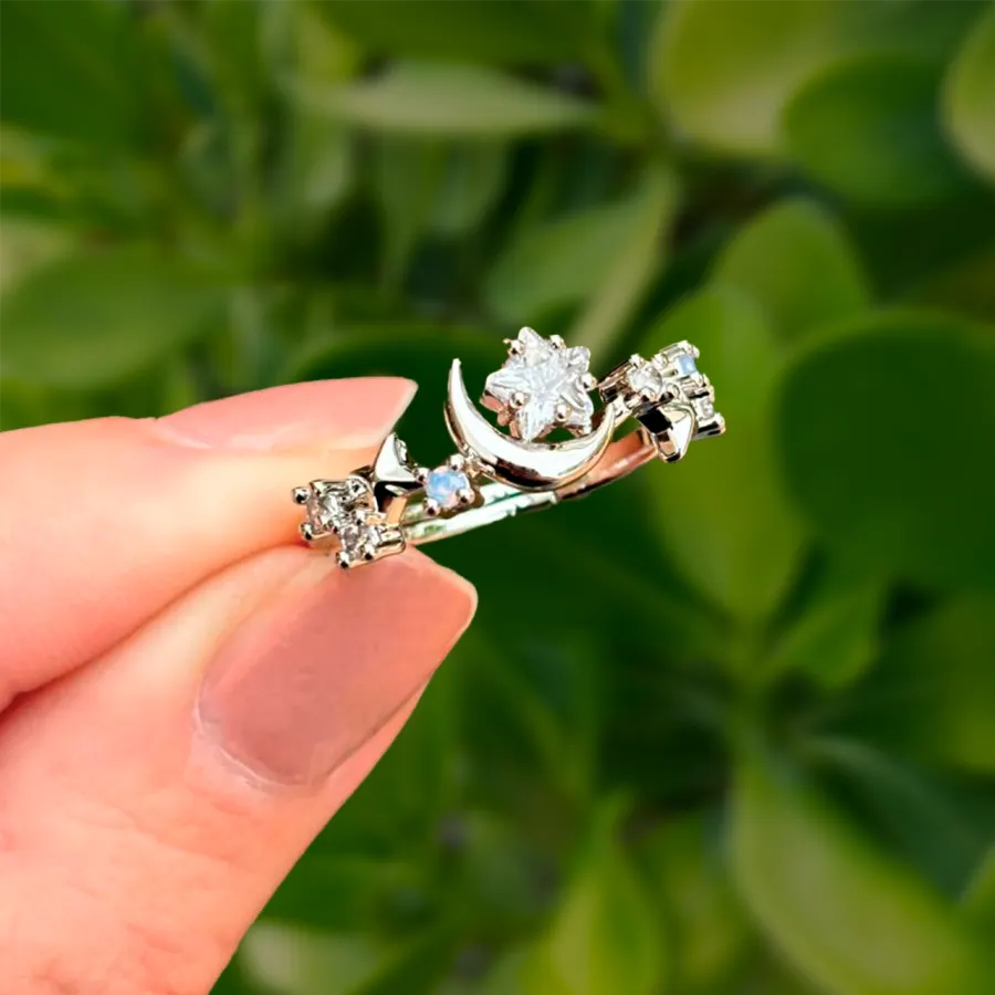 Anillo Plateado Luna Estrella Zirconias Chapa de Oro