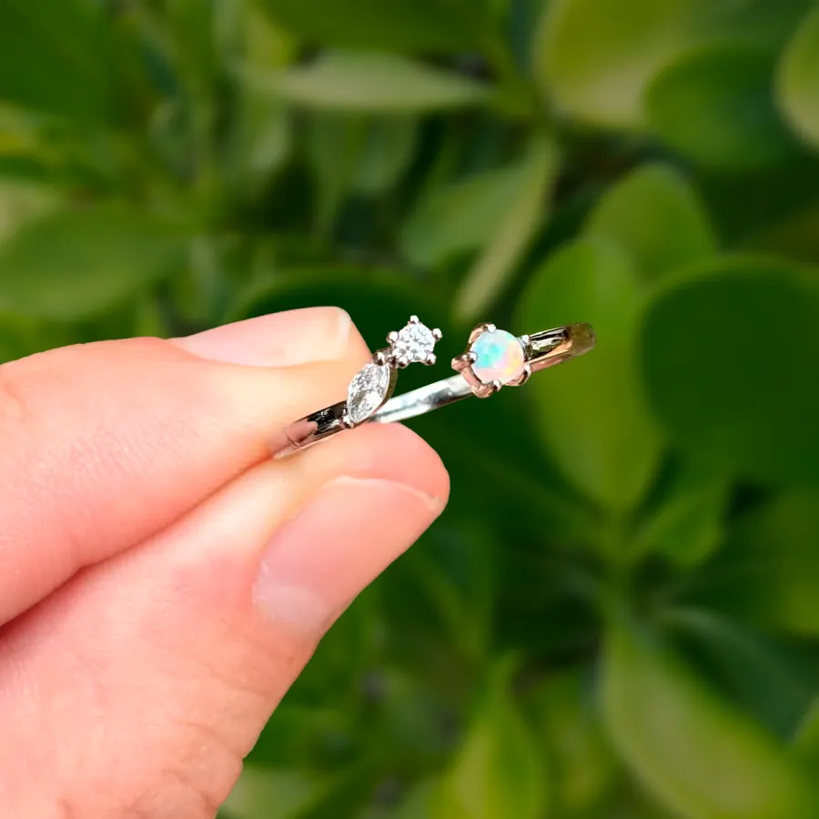 Anillo Plateado Perla con Zirconia Ajustable Chapa de Oro