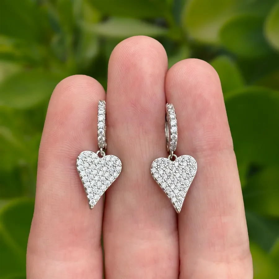 Aretes Arracada Plateada Corazon de Zirconias Chapa de Oro