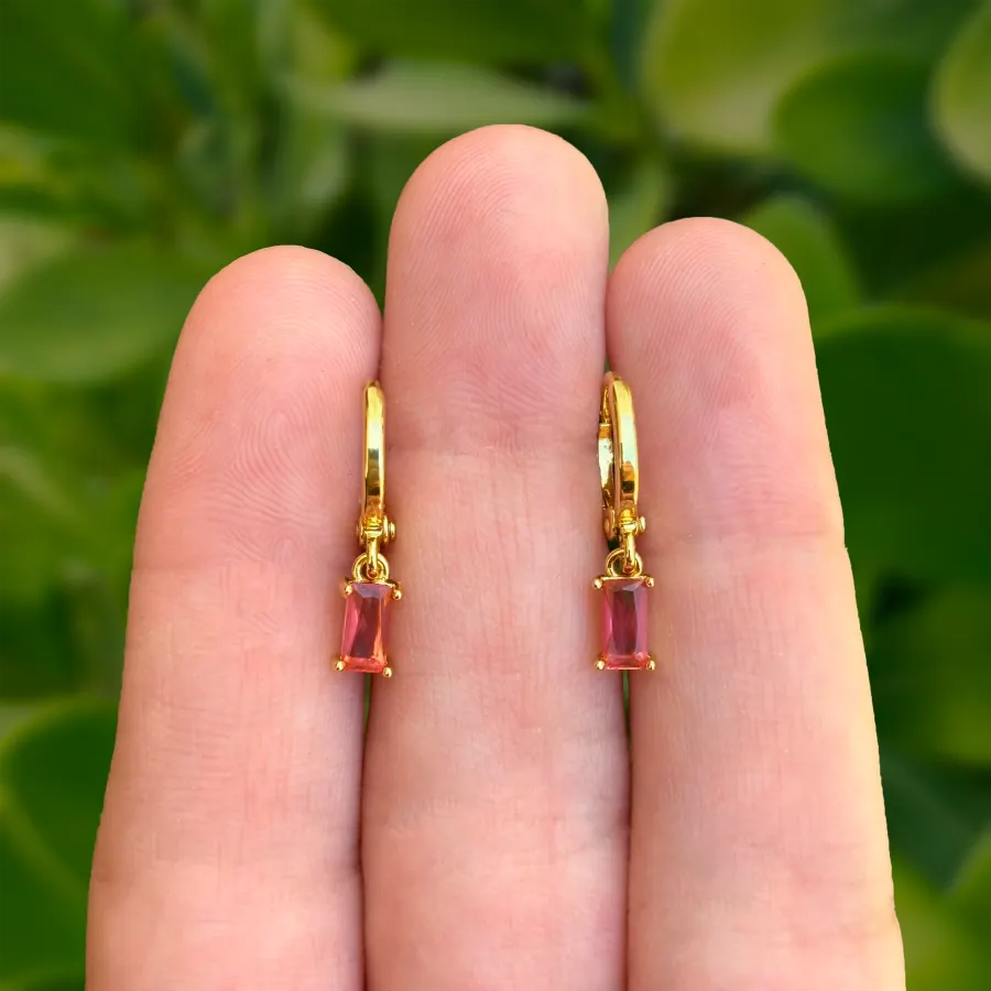 Aretes Arracada Dorada Zirconia Rosa Chapa de Oro