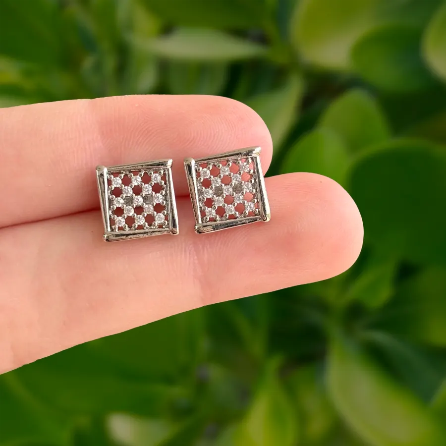 Aretes Cuadro Plateado con Zirconias Chapa de Oro