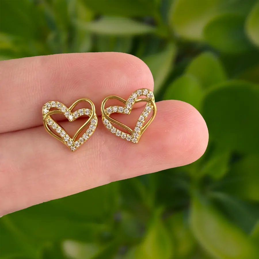Aretes Doble Corazon con Zirconias Chapa de Oro