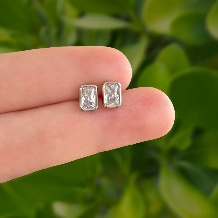 Aretes Plateados Mini Rectangulo Chapa de Oro