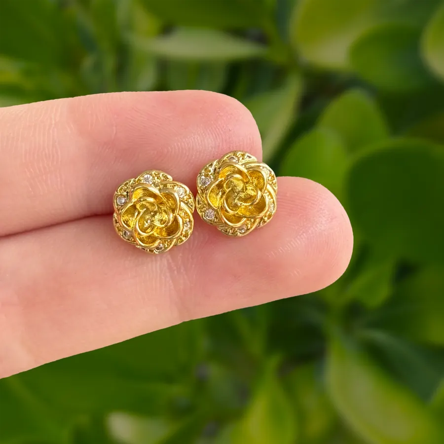 Aretes Flor Dorada Chapa de Oro
