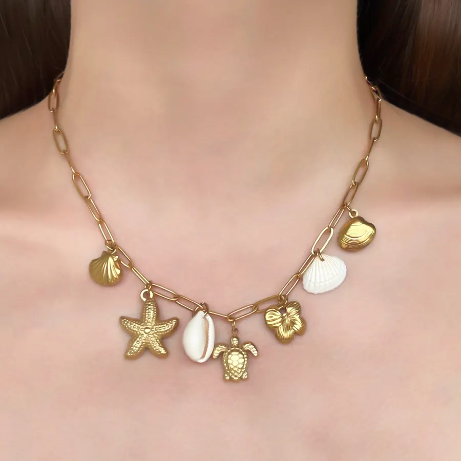 Collar Dorado Charms Tortuga Acero de Titanio