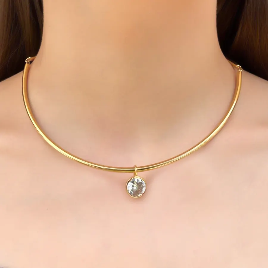 Collar Dorado Con Zirconia Ronda Acero inoxidable