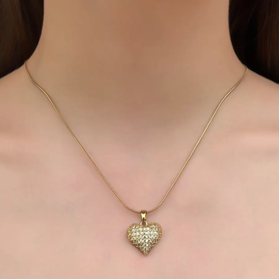 Collar Dorado Corazon Brillante Acero de Titanio