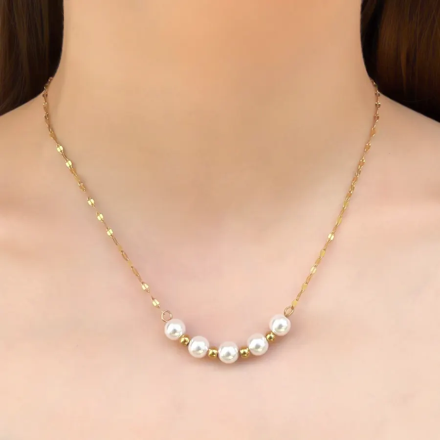 Collar Dorado Perlitas Blancas Acero Inoxidable