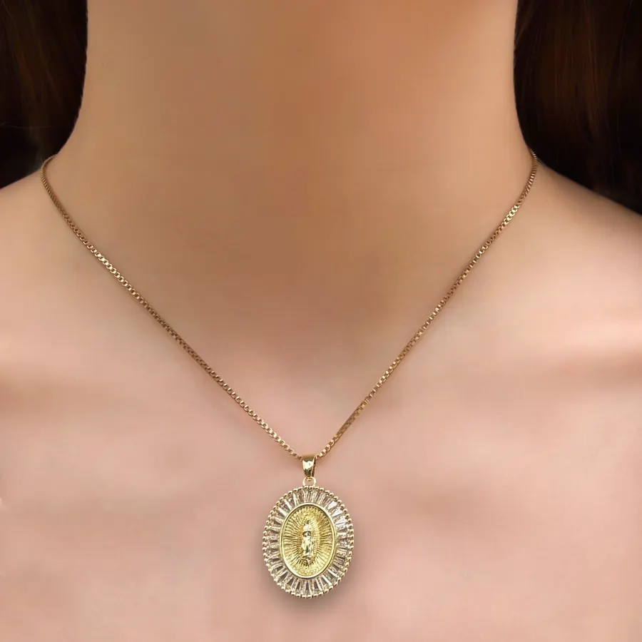 Collar Virgen Guadalupe Chapa de Oro