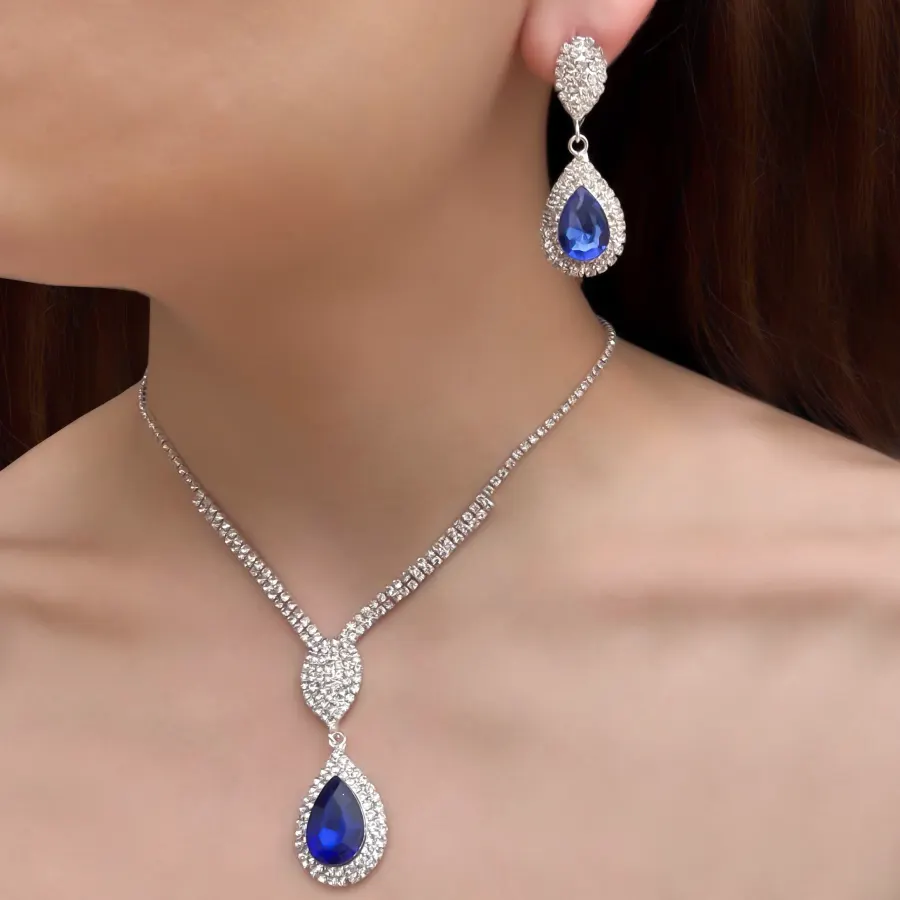 Collar y Aretes Pedrería Azul