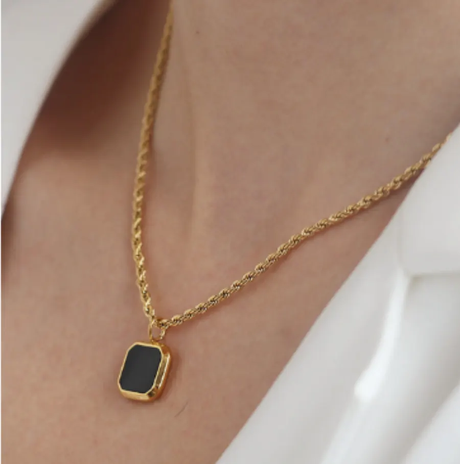 Collar Cadena Piedra Negro Titanio  Acero Inox