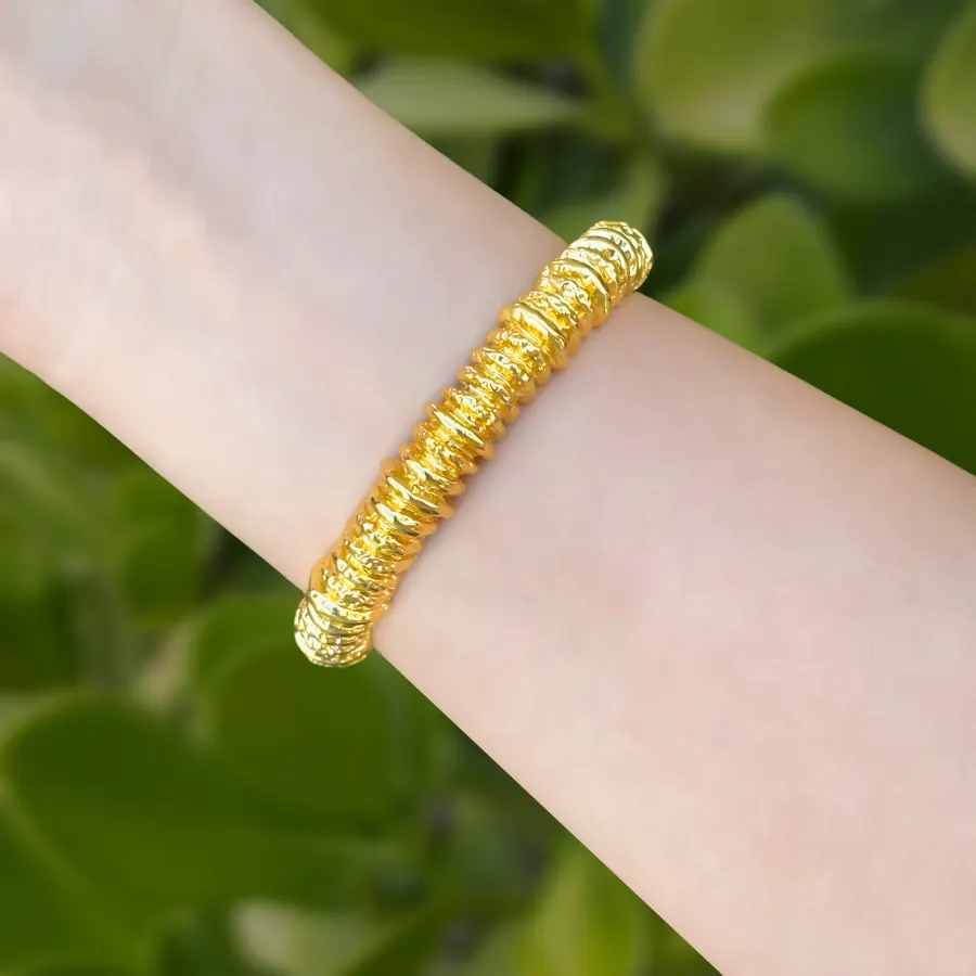 Pulsera Dorada Grum Abierta
