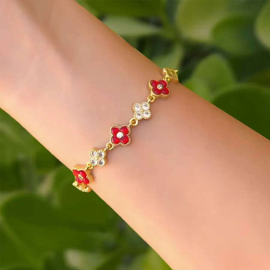 Pulsera Dorada Trebol Rojo y Brillante Chapa de Oro