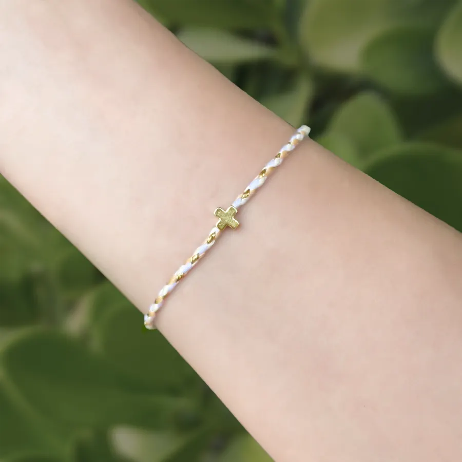 Pulsera Hilo Dorado Cruz De Chapa de Oro