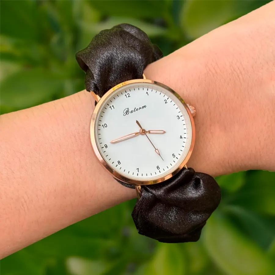 Reloj Scrunchies de Mano Negra
