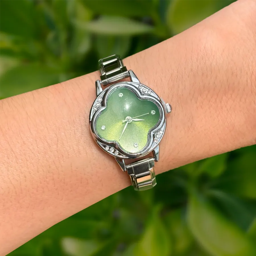 Reloj Plateado Olivo Zirconia Trebol  Acero Inoxidable