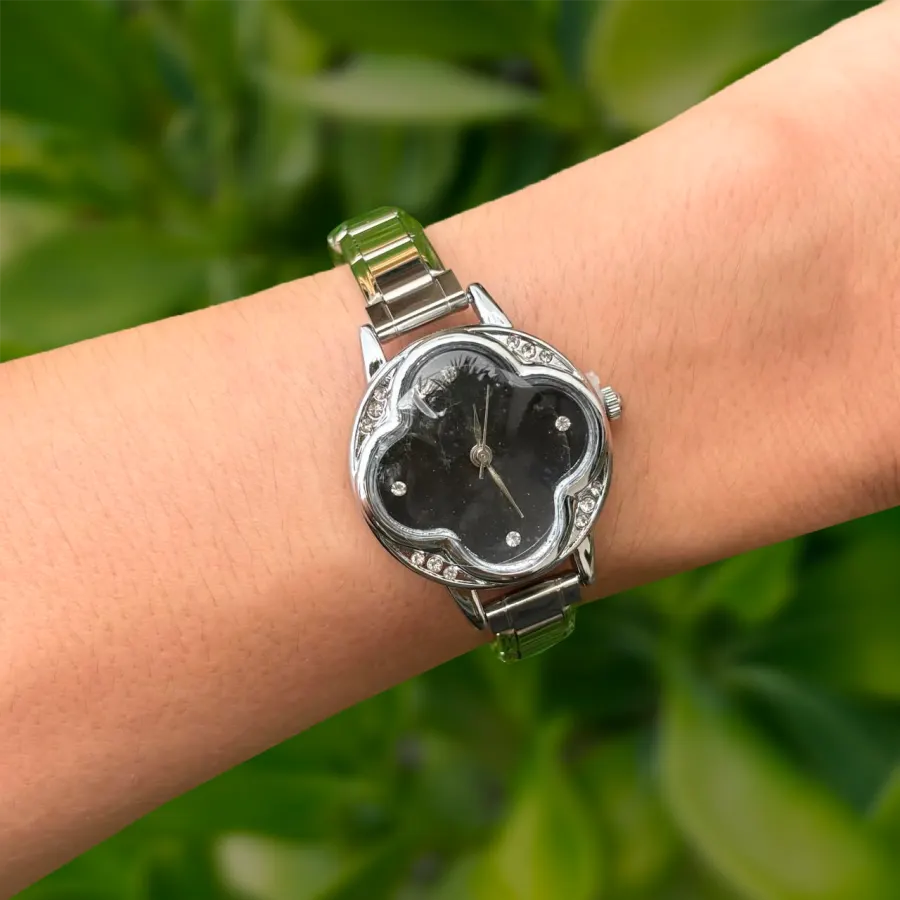 Reloj Plateado Zirconia Trebol  Acero Inoxidable
